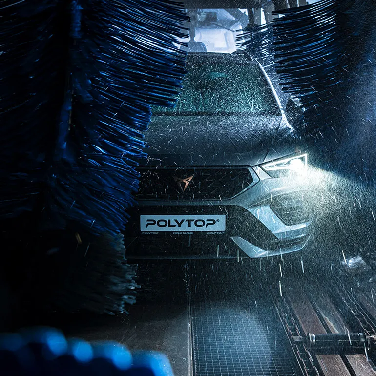 Reiniger & Trockner für die Waschanlage Waschanlage